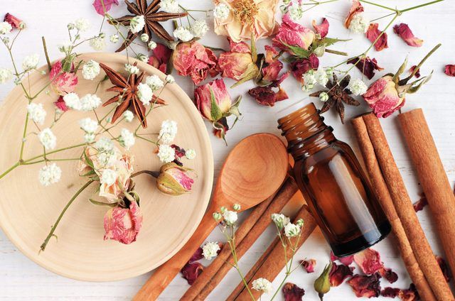 How to DIY Perfume That Lasts