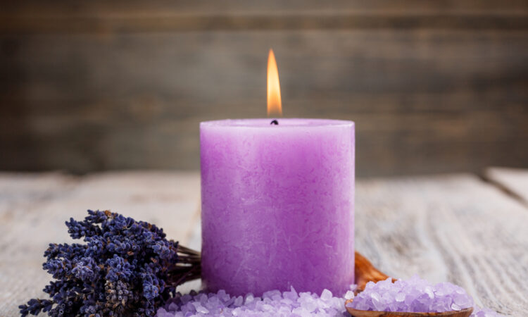 How To Add Perfume To Candles